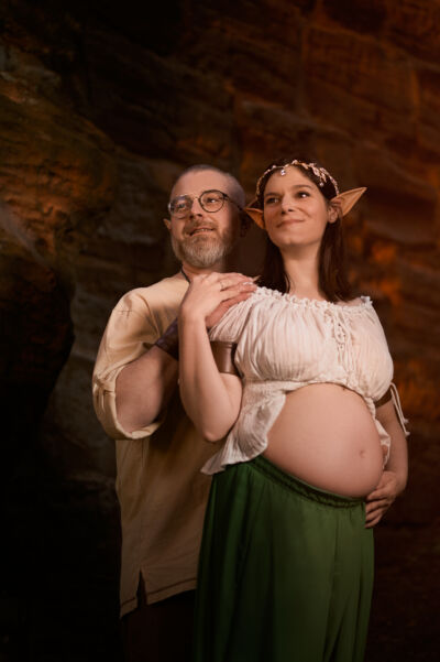 Séance photo grossesse à thème médiéval elfique